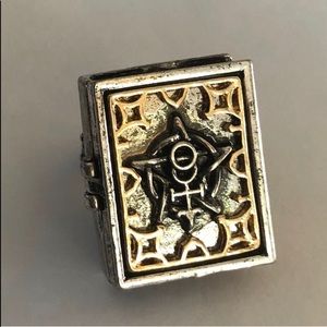 Unique Poison Ring size 8/9